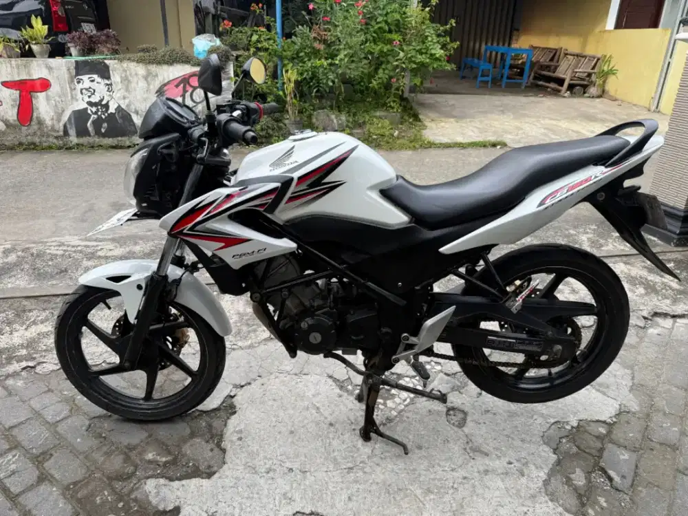 Cb 150 R THN 2014 plat AB Bantul