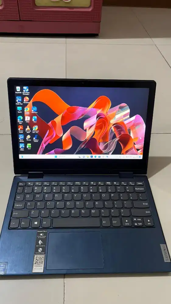 Laptop Lenovo Ideapad flex 3 ( Intel Celeron ).