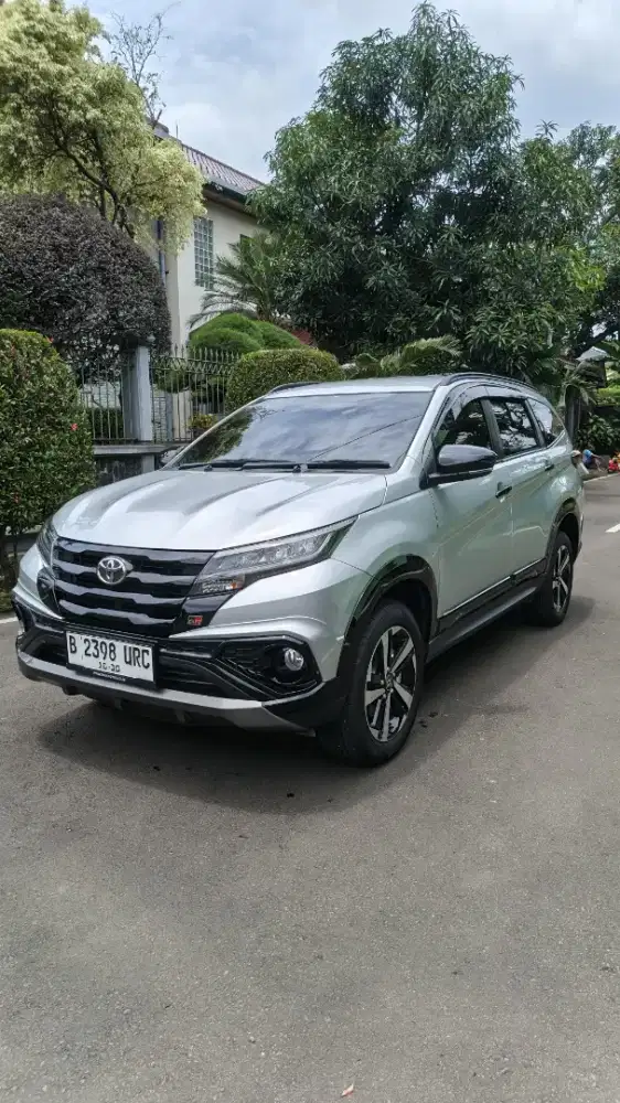 Toyota Rush GR Sport 2025 AT