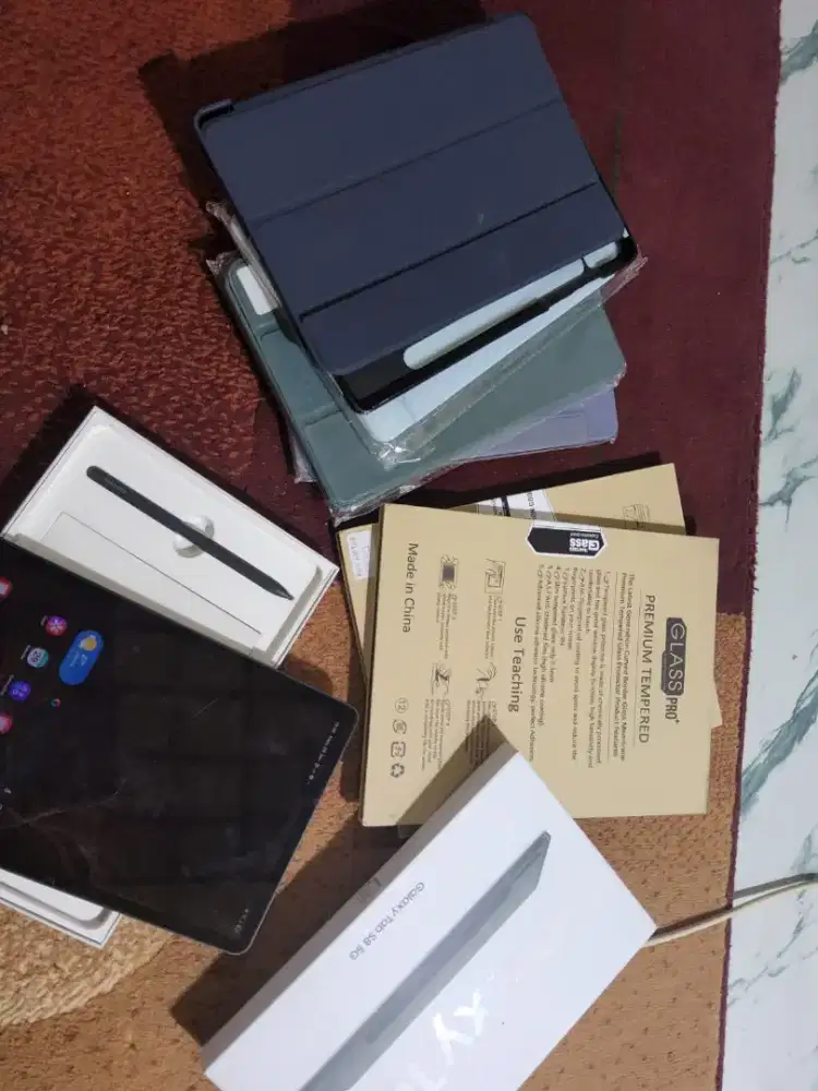 Samsung tab S8 5G bisa pakai SIM card