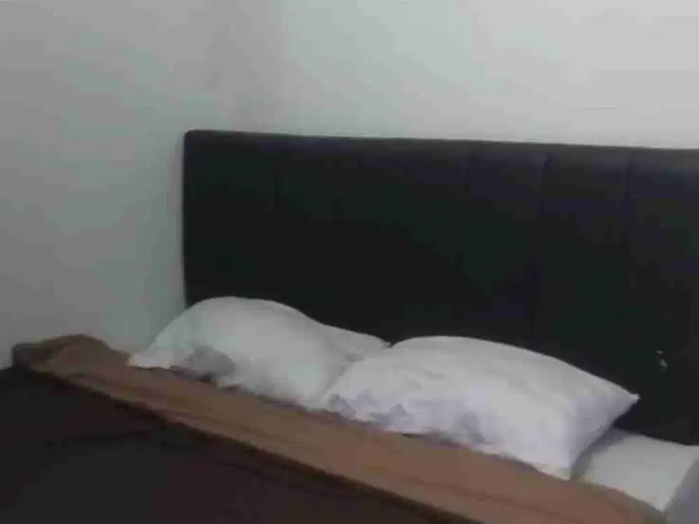 Disewakan Unit Apartemen Puncak Dharmahusada  2BR Tinggal Bawa Koper