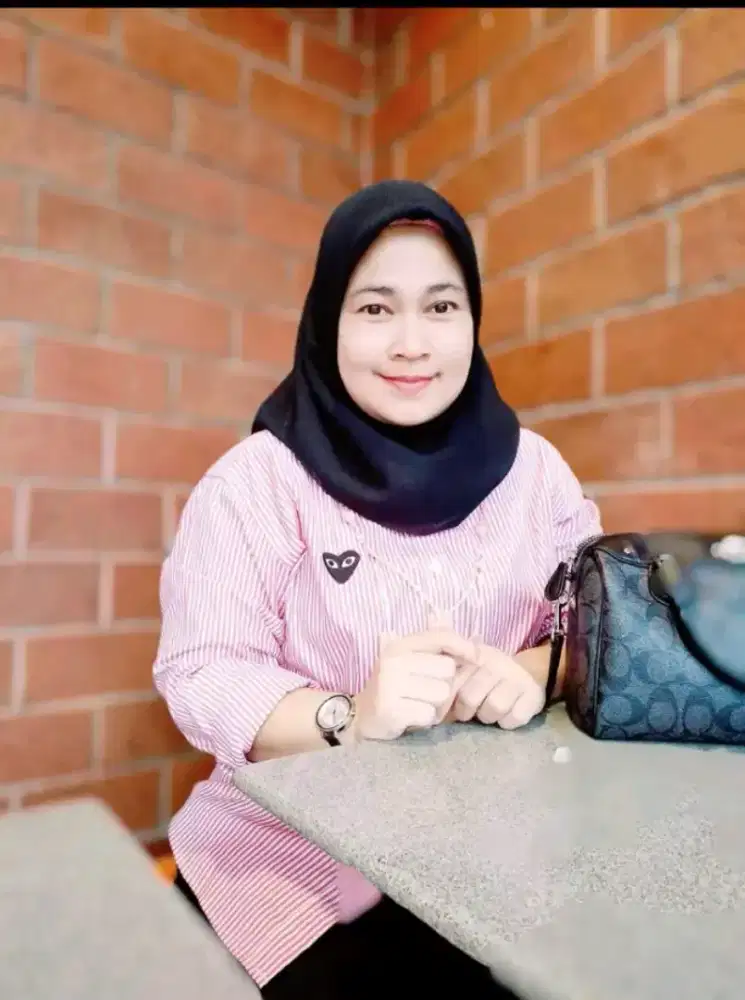 Cari kerja Admin / full time /freelance