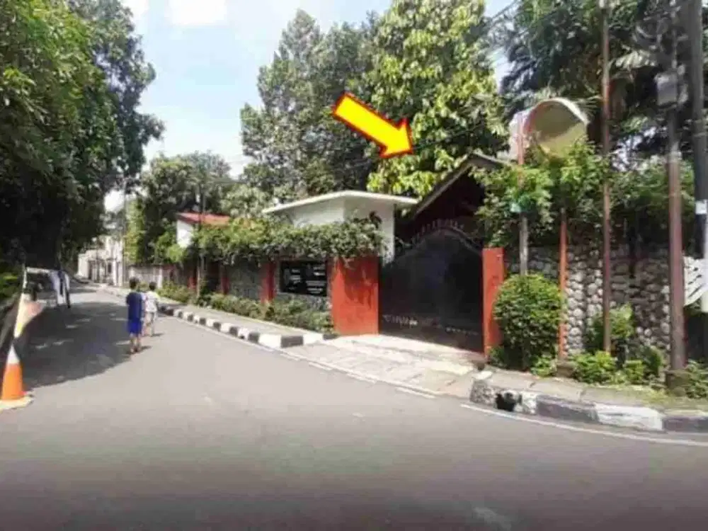 Rumah Besar di Atas Tanah 1.183 m² – Pegangsaan Menteng, Cocok Luxury Redevelopment