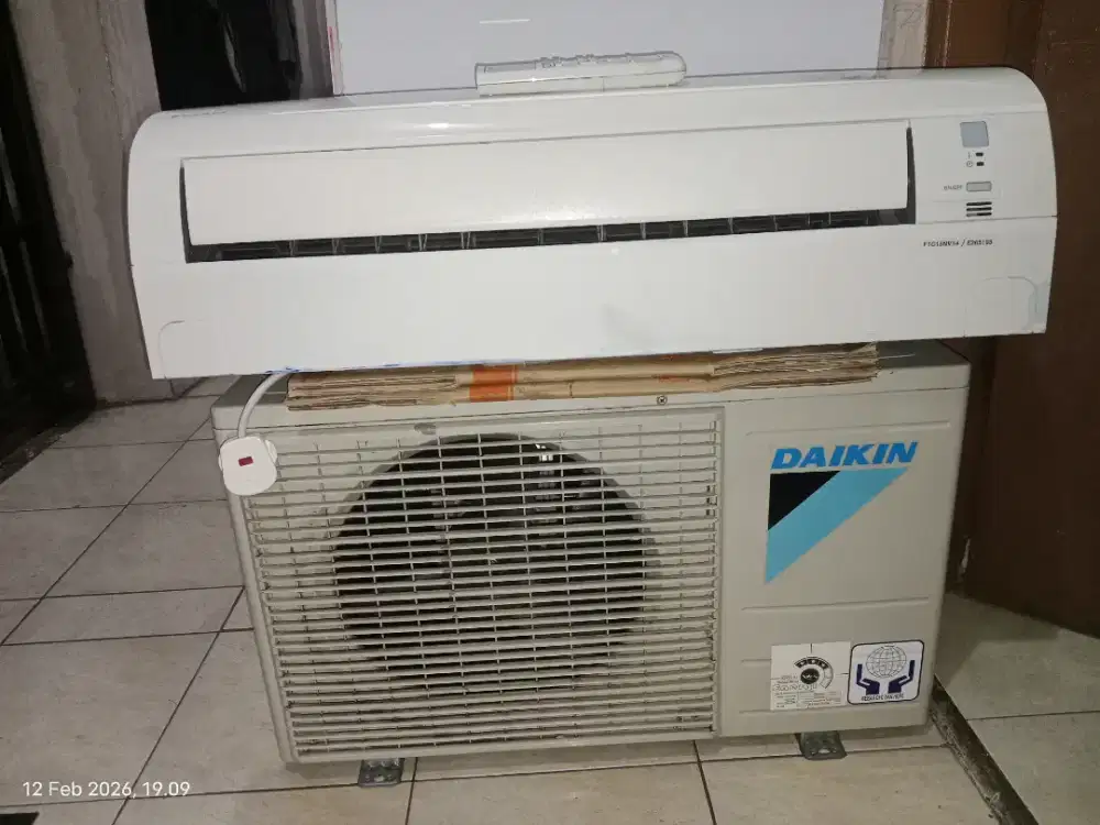 AC DAIKIN 1/2 PK THAILAND ORIGINAL