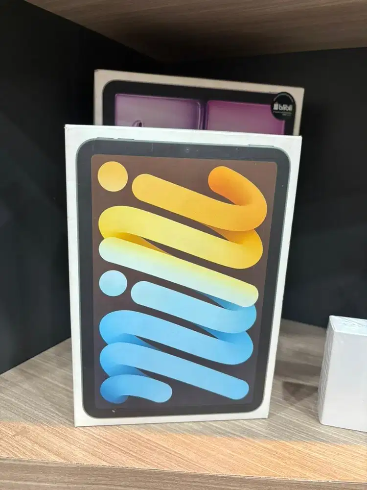 Ipad mini 7 128 silver new