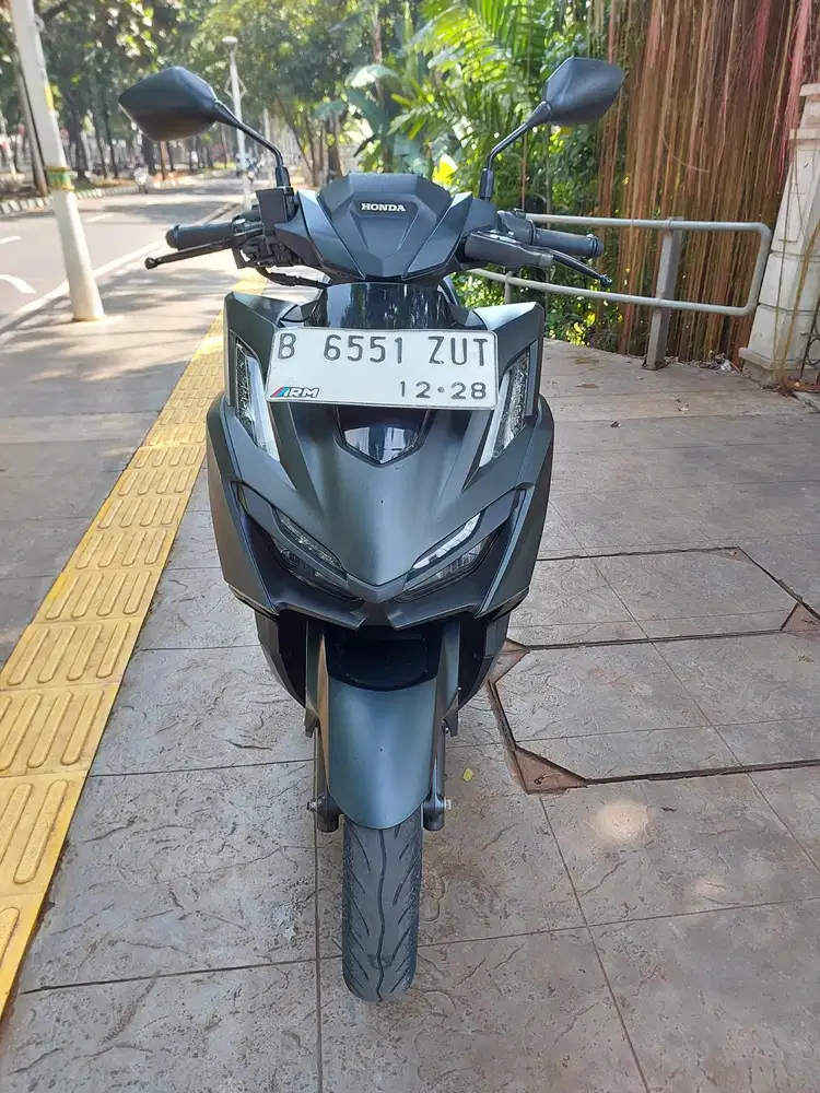 DP PROMO 500 CASH KREDIT HONDA VARIO 160 CBS ISS THN 2023 PJK IDUP