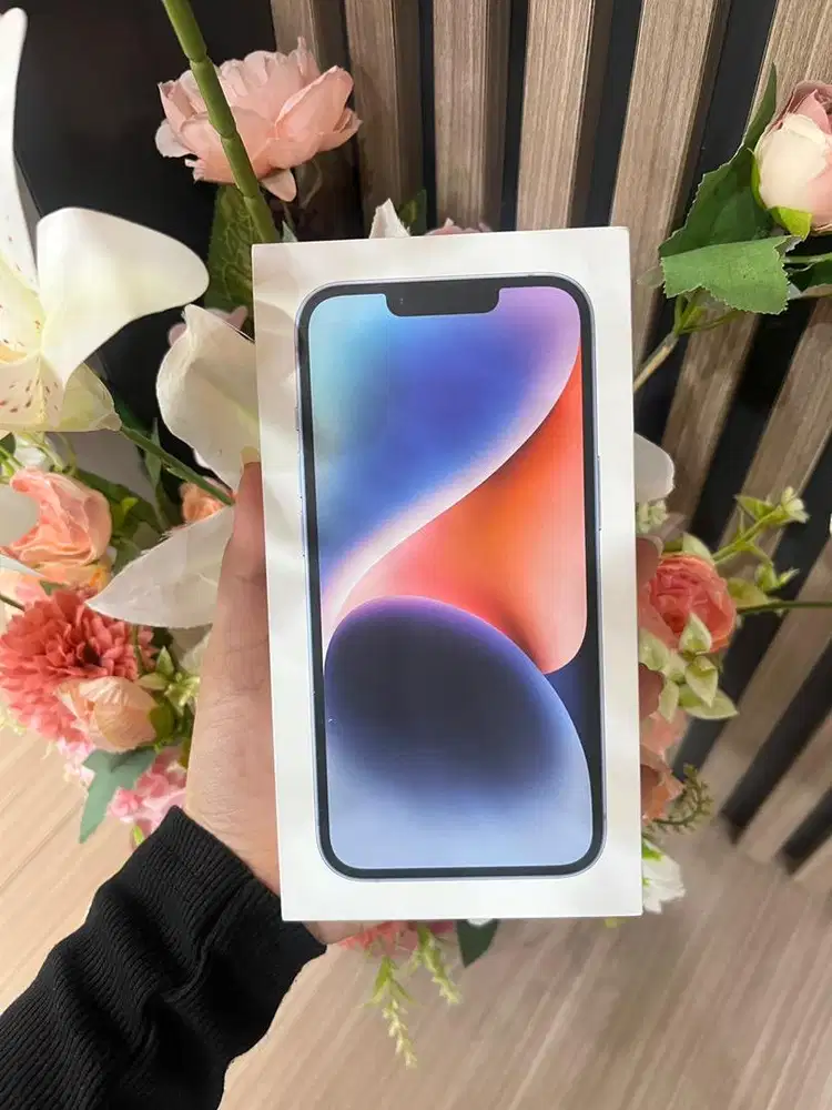 Iphone 14 blue new