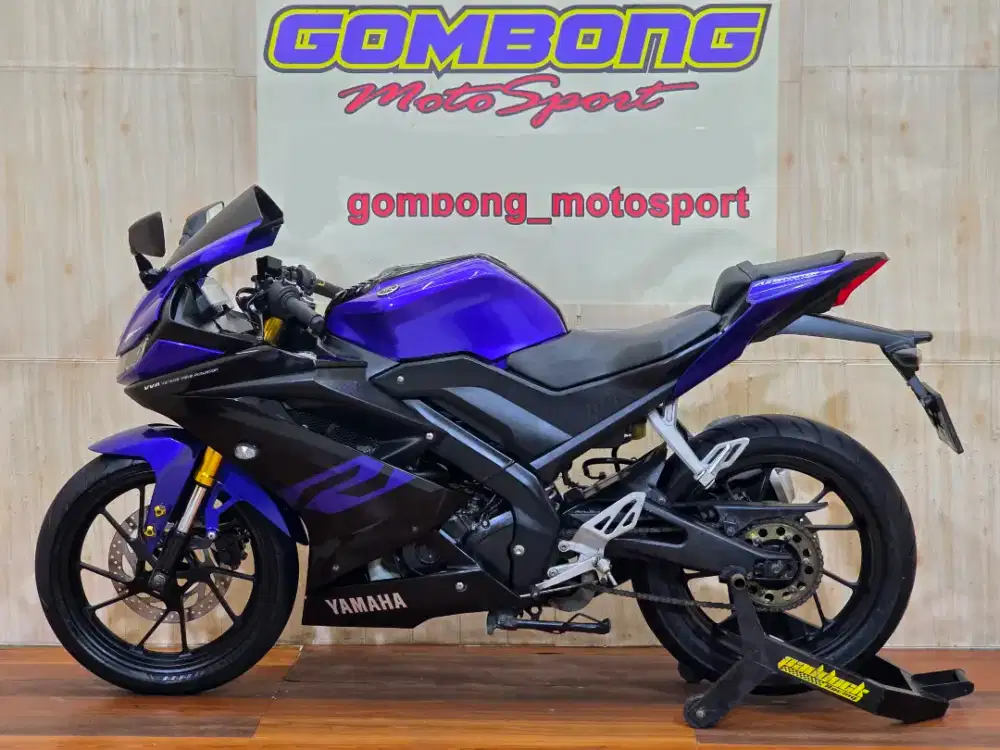 YAMAHA R15 V3 2019