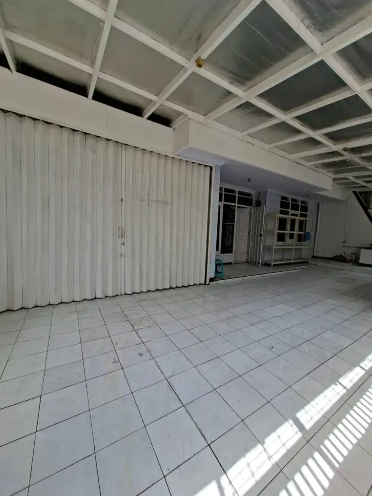 Rumah 2 Lantai Siap Huni di Taman Cibaduyut Indah