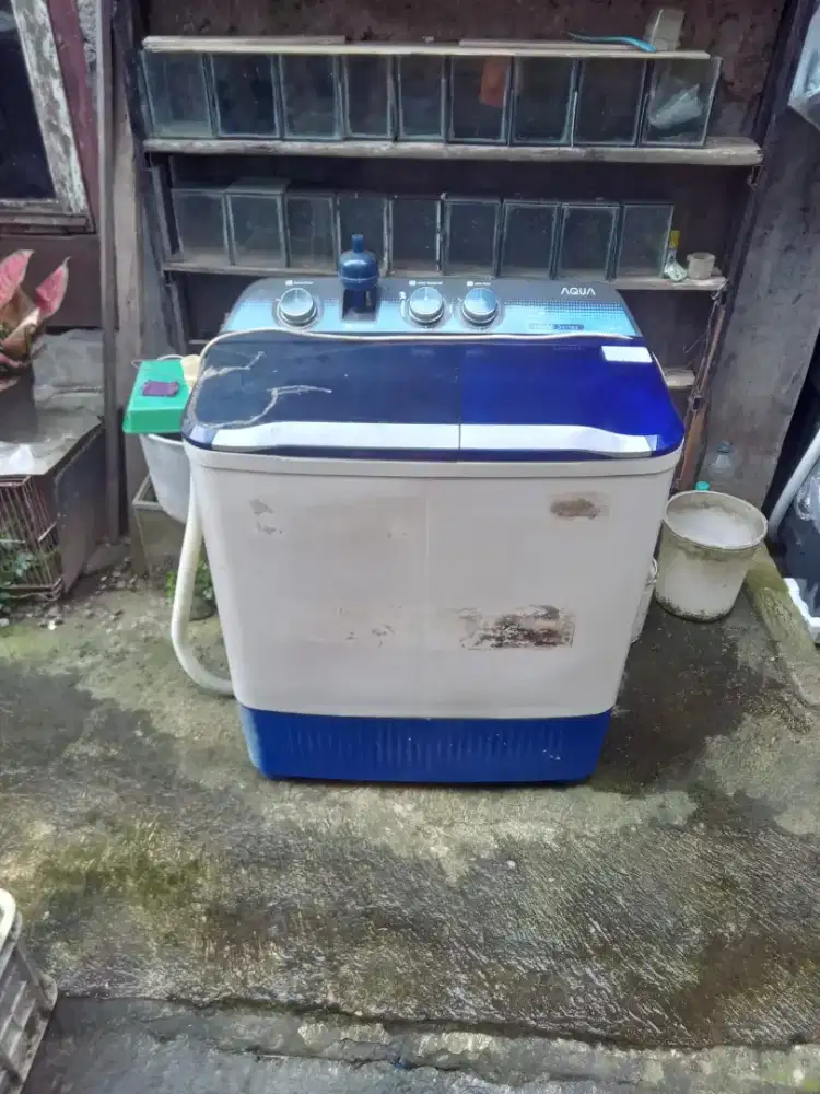 Mesin cuci Aqua hijab series 2 tabung kapasitas 8kg