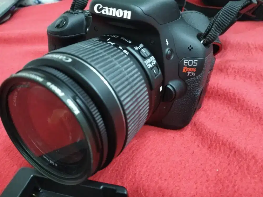Canon EOS Rebel T3i / Canon EOS 600D