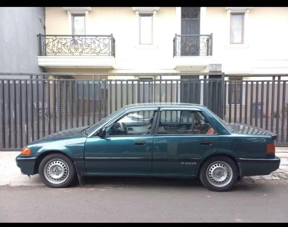 Bismillah djual mobil honda civiv th 1988
