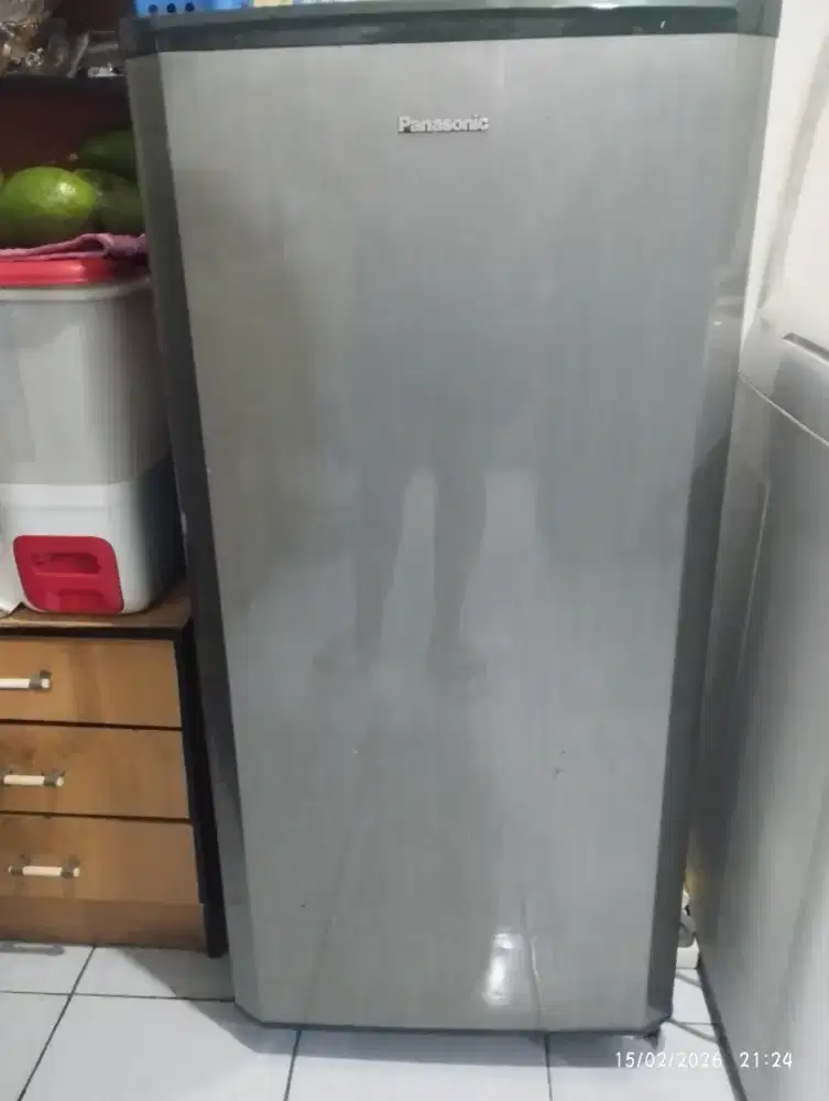 Lemari es kulkas 1 pintu