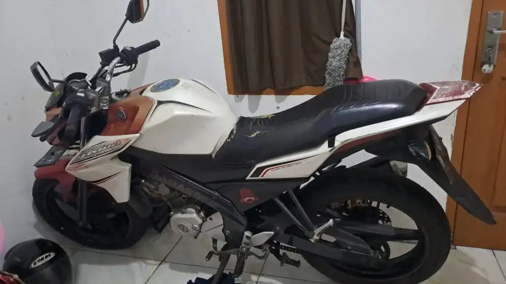 VIXION 2013 WARNA PUTIH