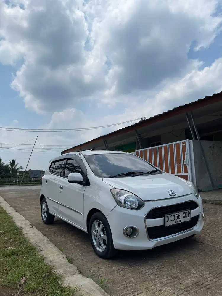 Daihatsu Ayla Matic 2015 Kredit DP 10jt