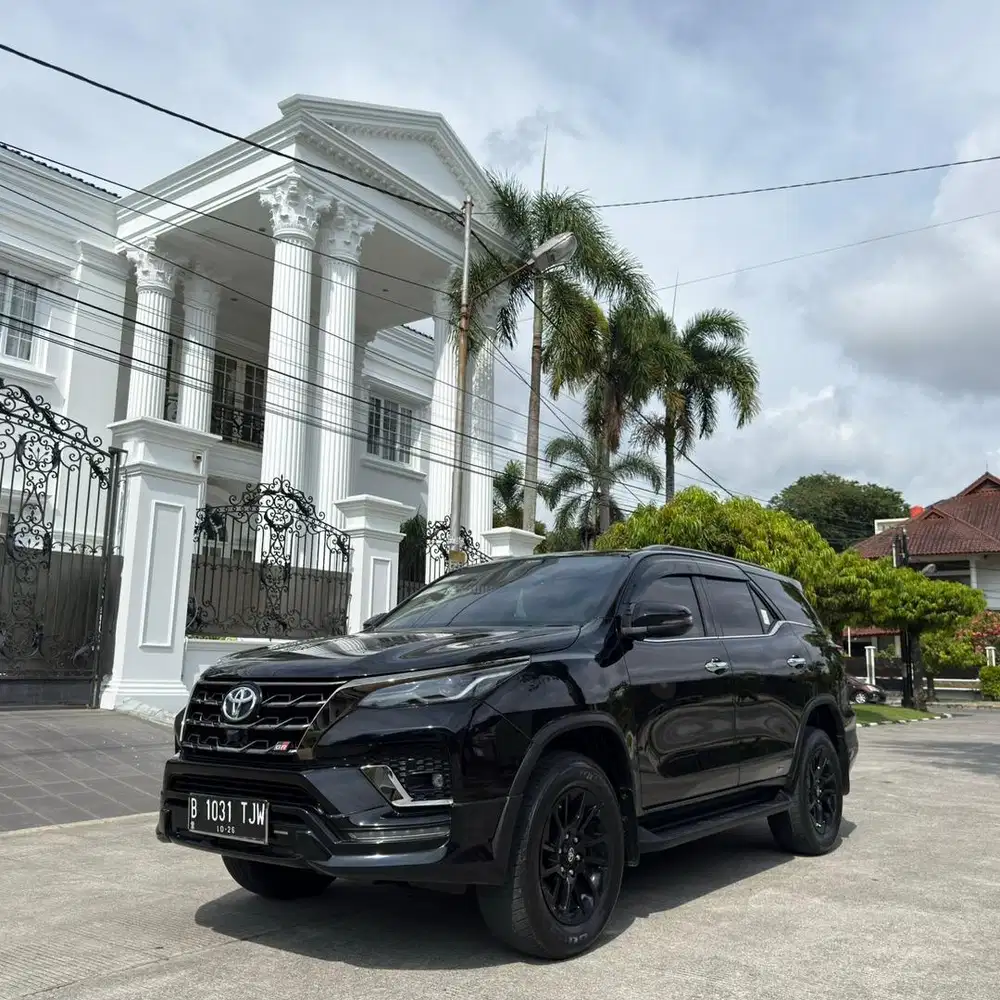 Fortuner Vrz 2.4 gr sport 2021 istimewa