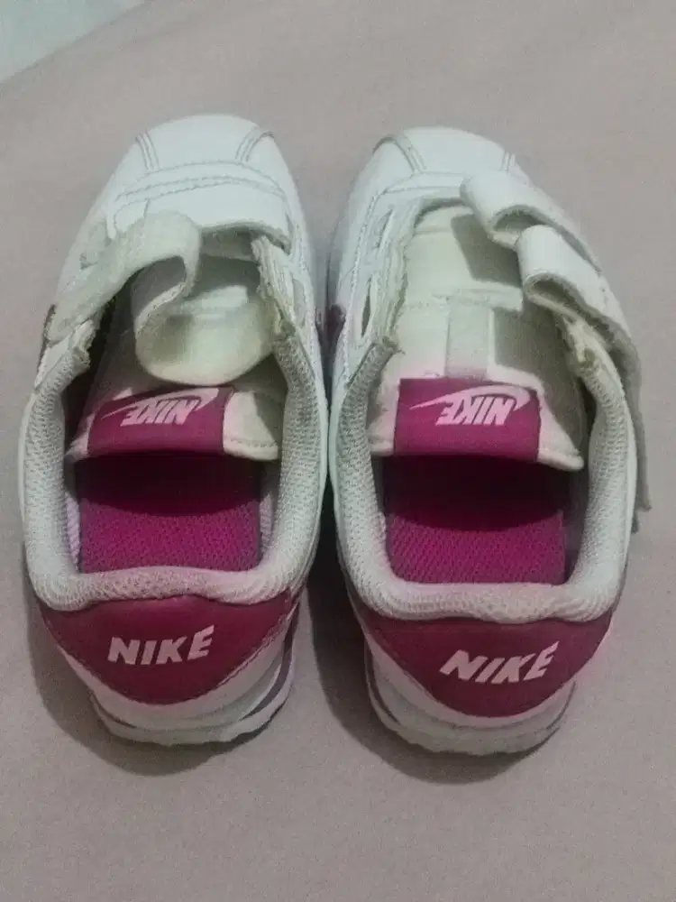 Sepatu Nike Ori