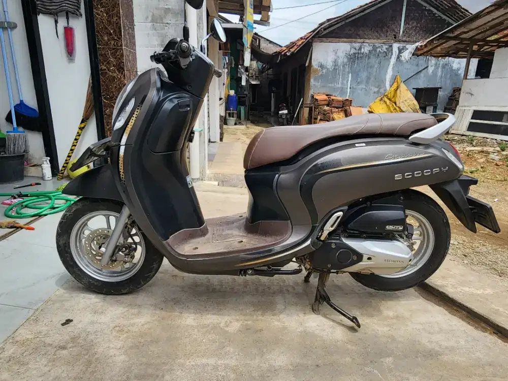 Scoopy Prestige Keyless tahun 2023