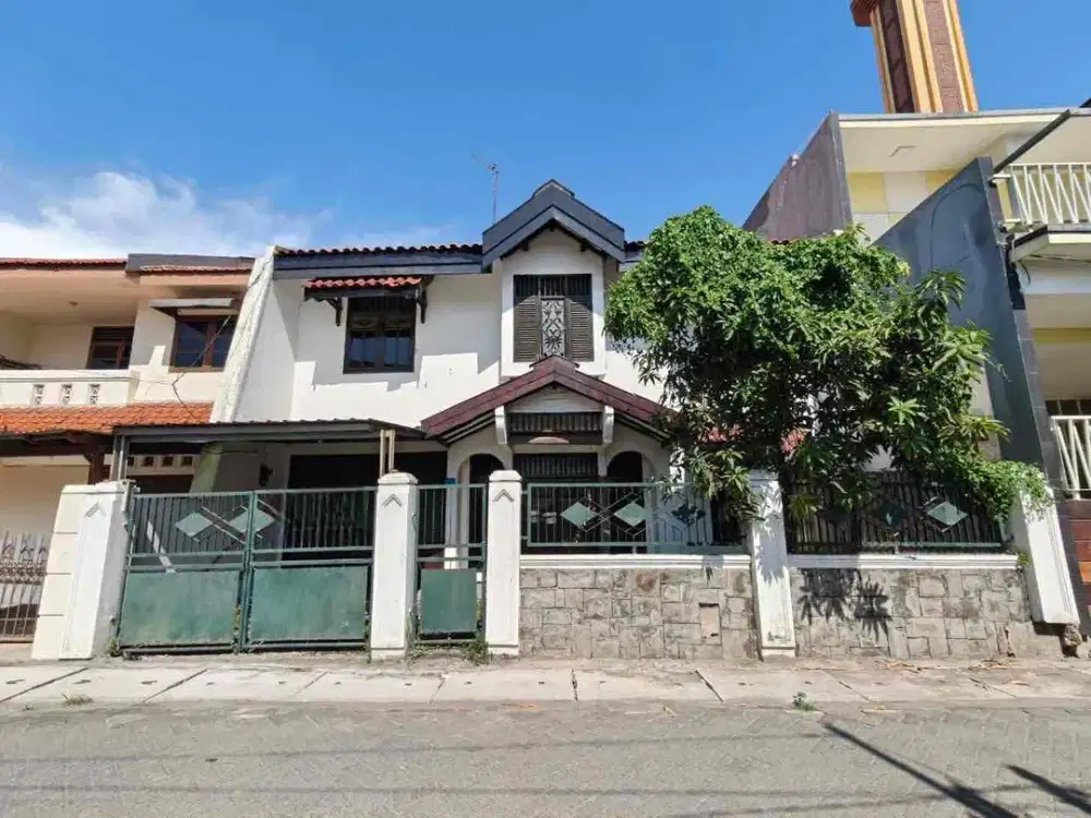 DiJual Rumah Tenggilis Kauman