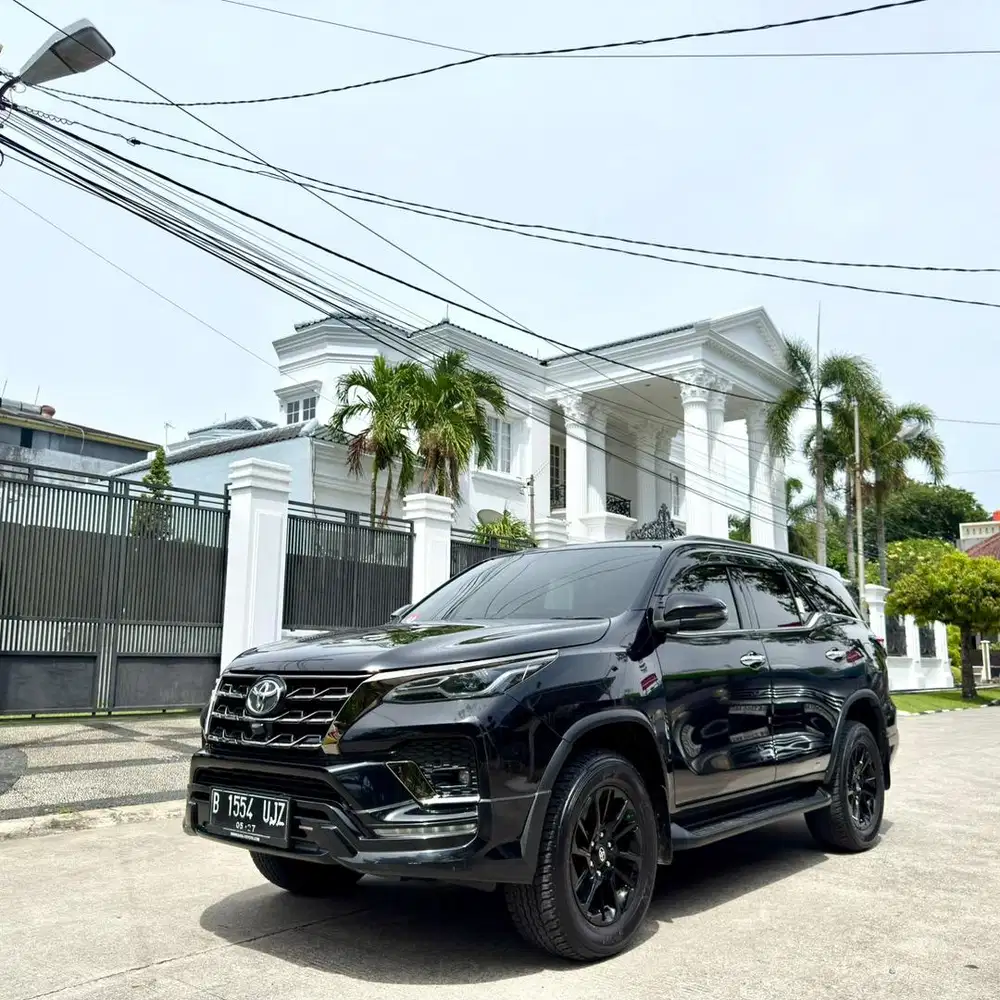 Fortuner vrz 2.8 gr sport 2022 istimewah
