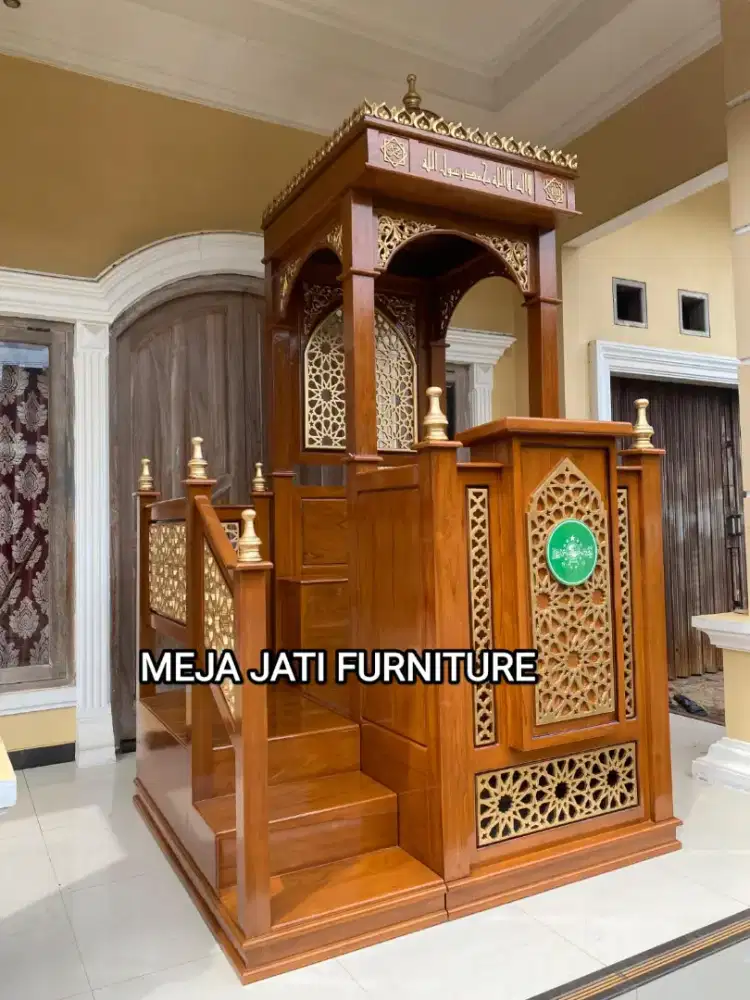 mimbar masjid natural gold atap ukir