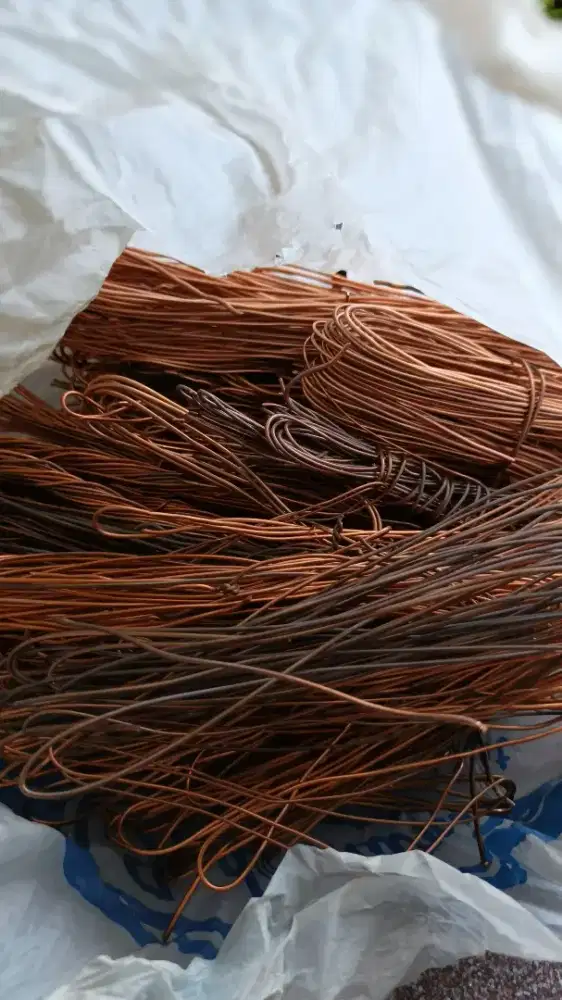 menerima segala jenis logam