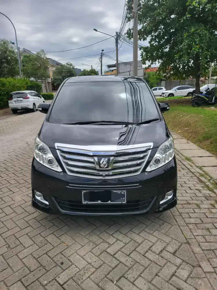 Toyota alphard G at premium sound 2012