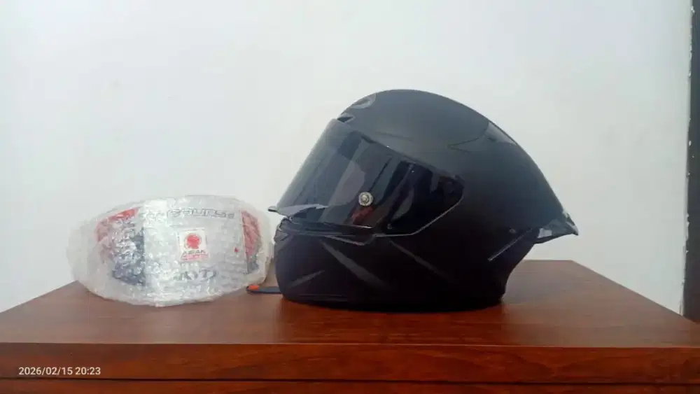 Di jual Helm KYT TT-C