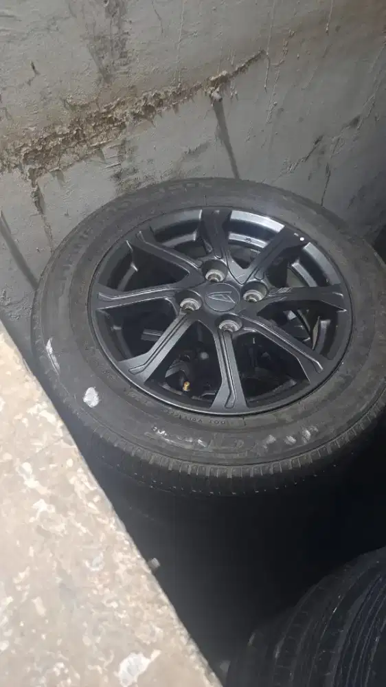 Velg r14 original for ayla agya sigra calya