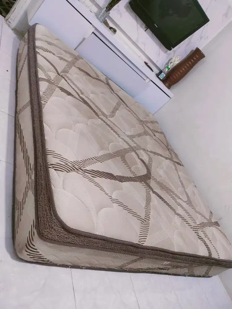 SPRINGBED MODIS 6 KAKI EMPUK PADAT