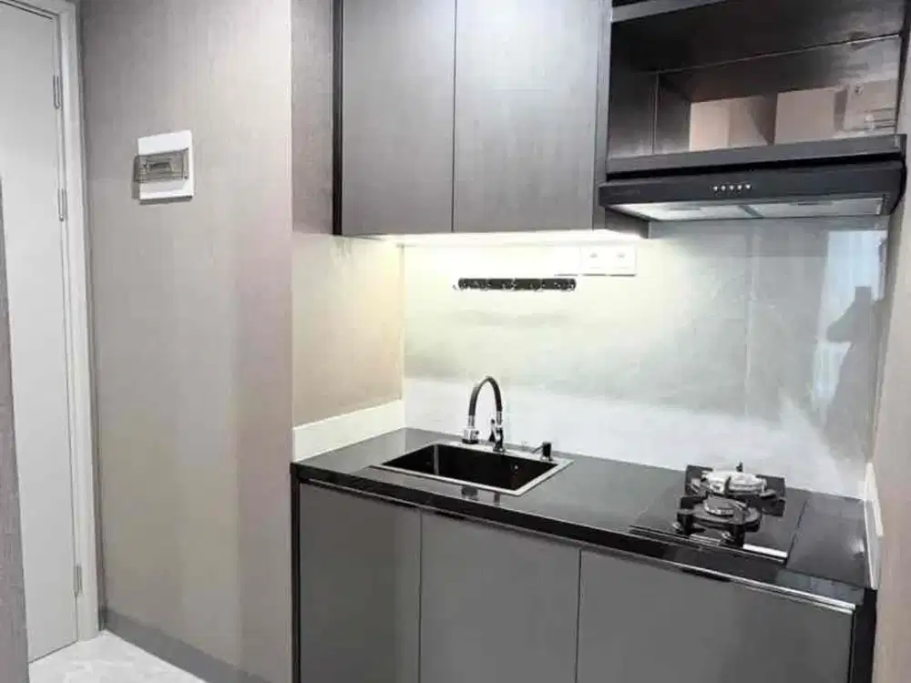 Bella dkt Amor Pakuwon City Kampus ITS WM Gloria