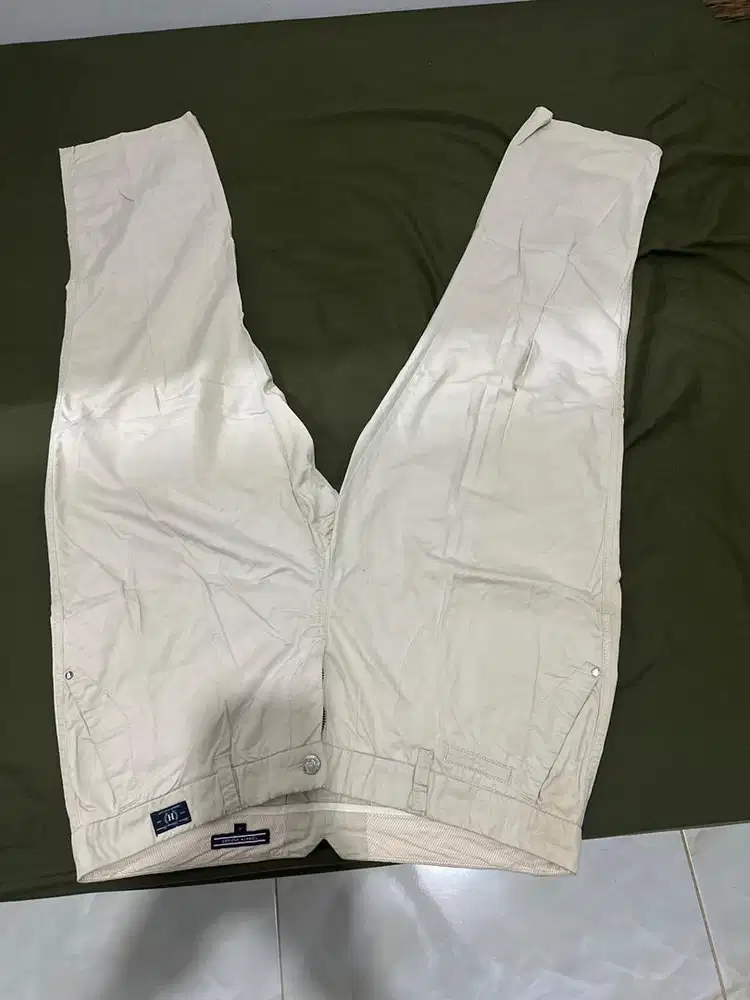 Tommy Hilfiger preloved