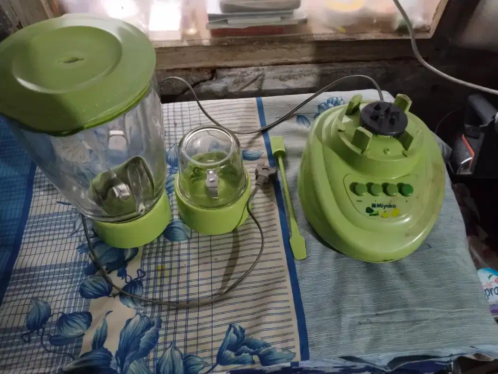 Blender miyako Masi berfungsi dengan baik