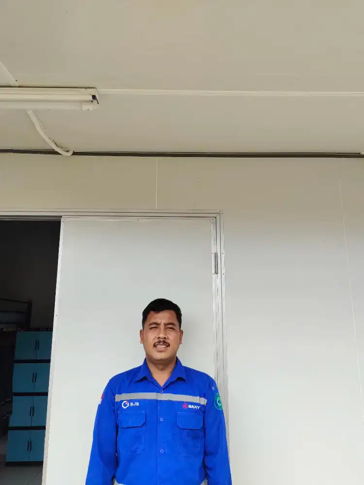 Cari kerjaan apa aja