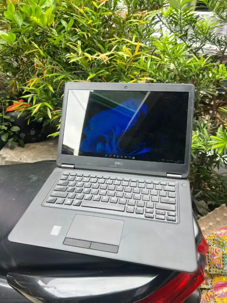 Laptop Dell Latitude E7450 i5 Gen 5