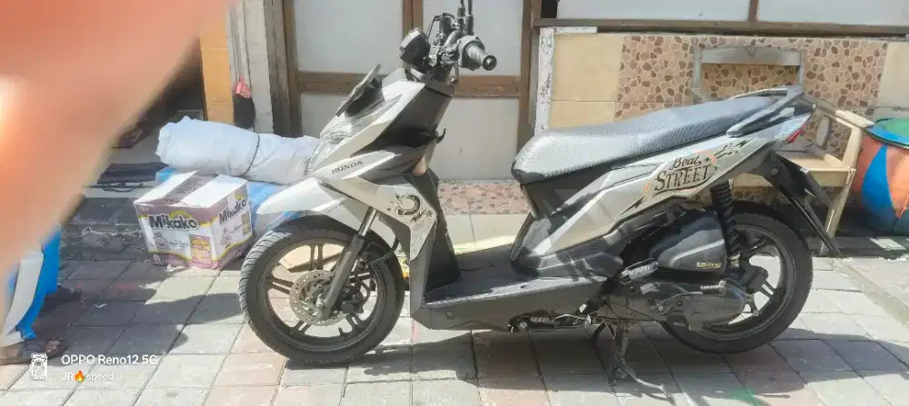 Jual cepet Honda beat street th 2019 mesin halus body mulus
