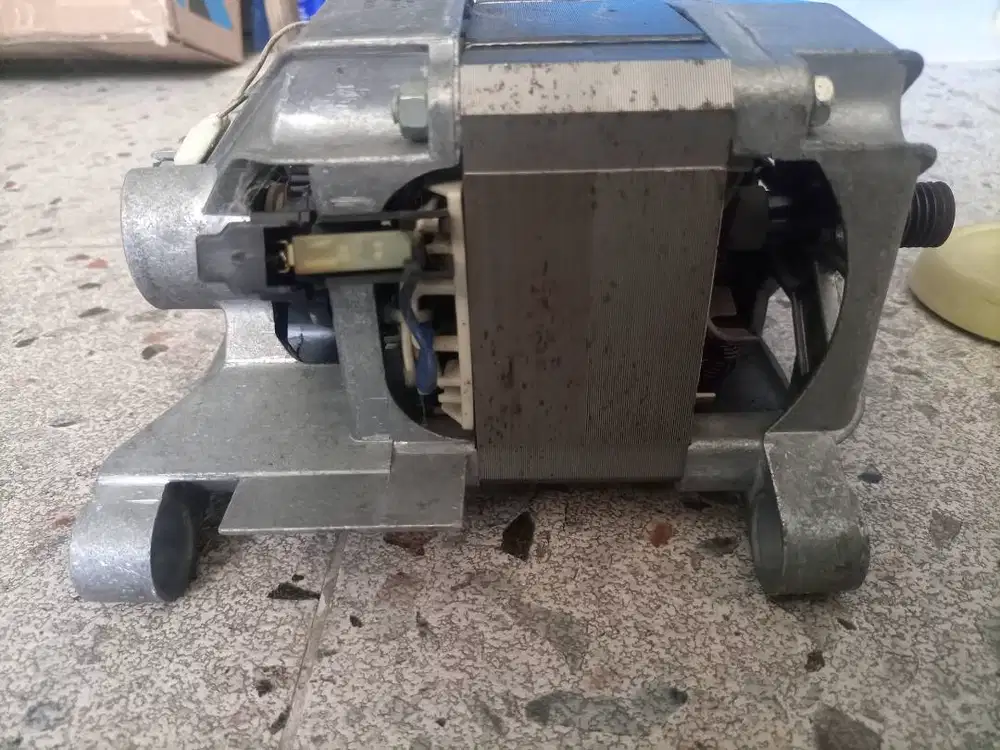 Dinamo mesin cuci frontloading