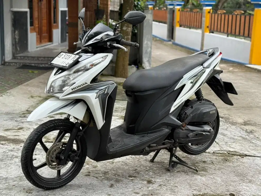 Vario 125 2013 ab on