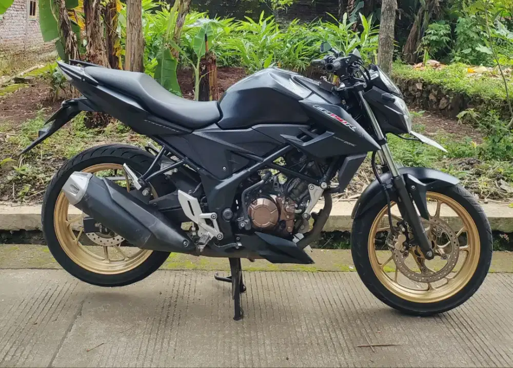 Di Jual cepat , CB150R