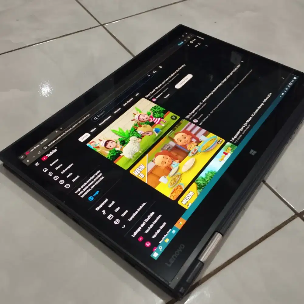 Di Jual Laptop Lenovo Thinkpad  X1 Yoga