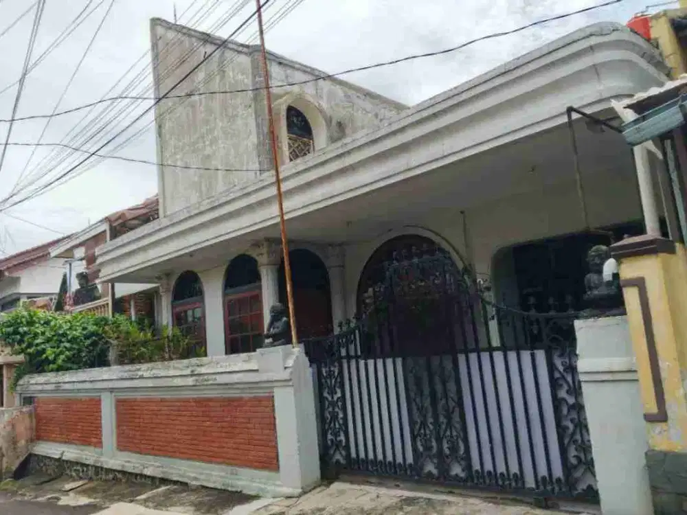 Rumah 2 Lantai Di Komplek Bintaro Pesanggrahan Jakarta Selatan Dekat MRT Lebak Bulus