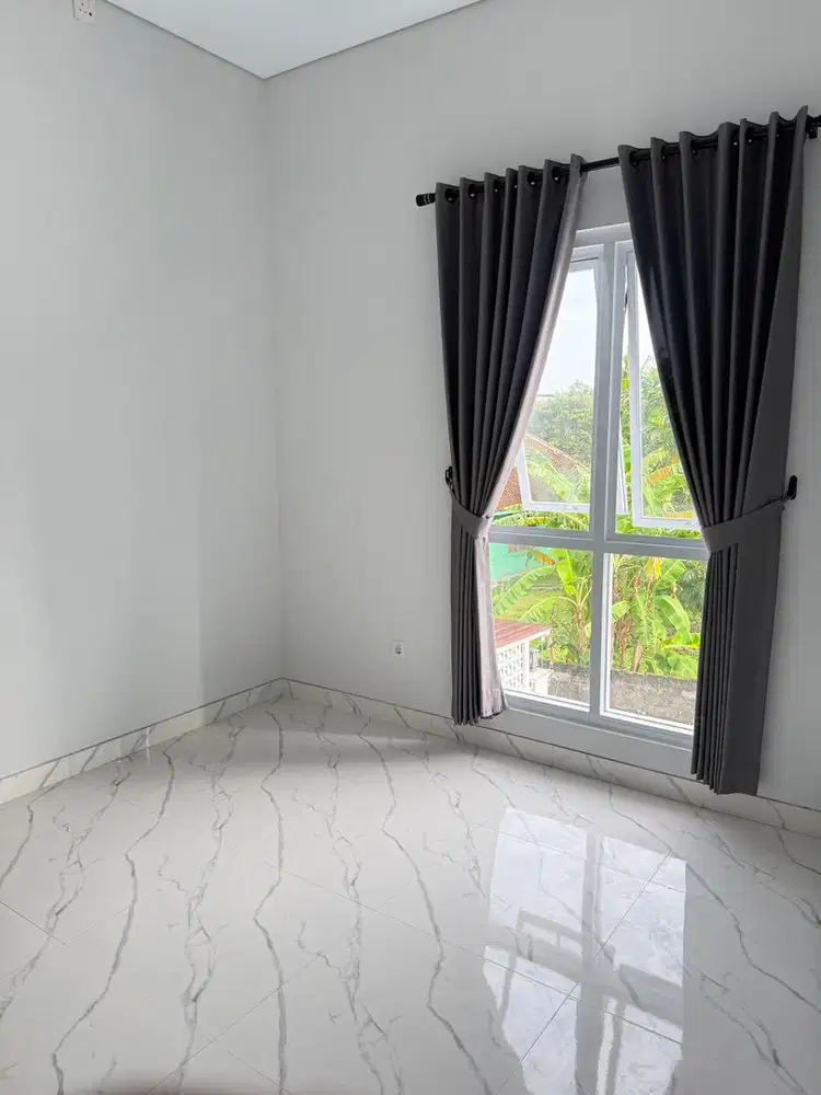 Kontrakan keluarga muda