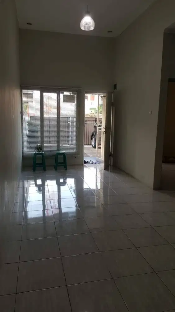 Rumah Nyaman Terawat Siap Huni di Komplek Permata Arcamanik