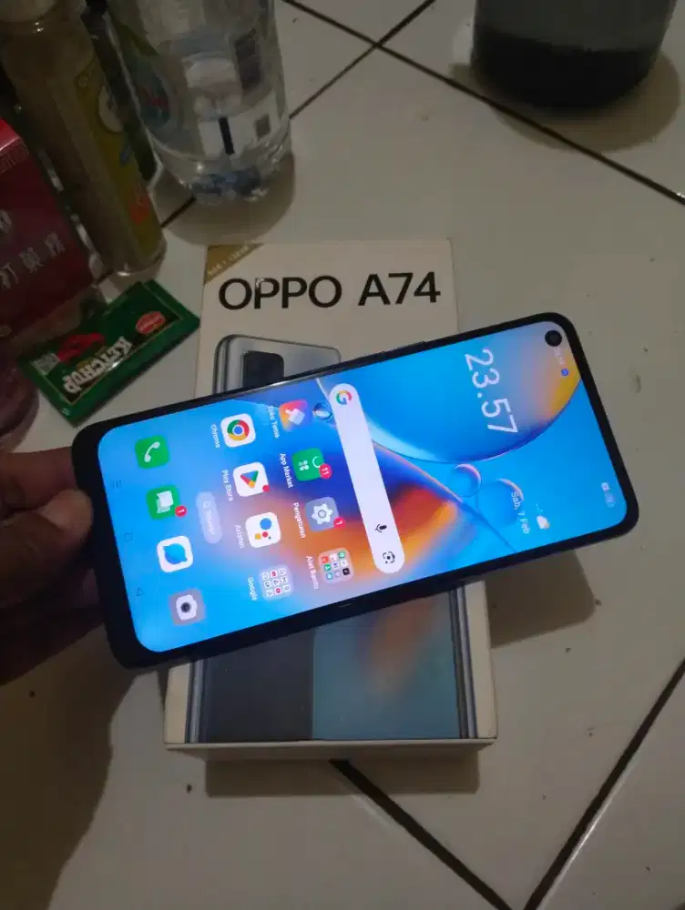 Oppo A74  6/128 minus fingerprint off udh ganti LCD aman normal