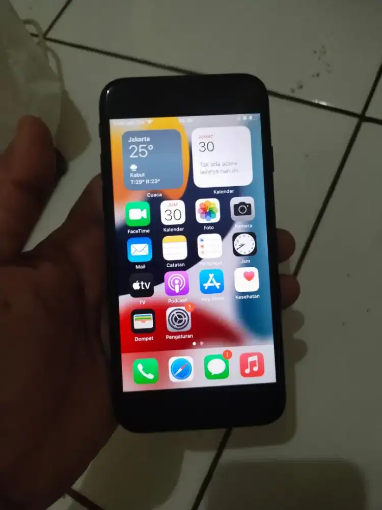 IPhone 7  32gb  minus pemakaian aja  all operator