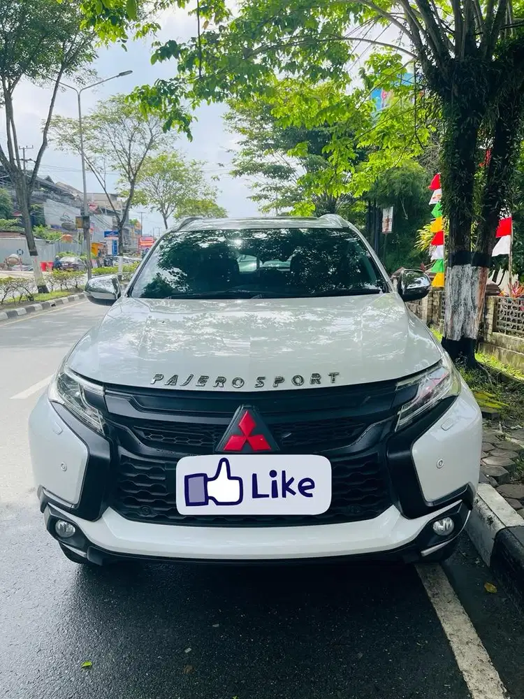 MITSUBISHI PAJERO SPORT DAKAR AT 4x2