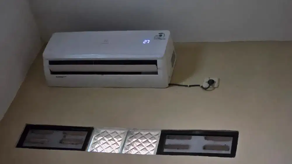 Jual ac merk electrolux 1/2 pk