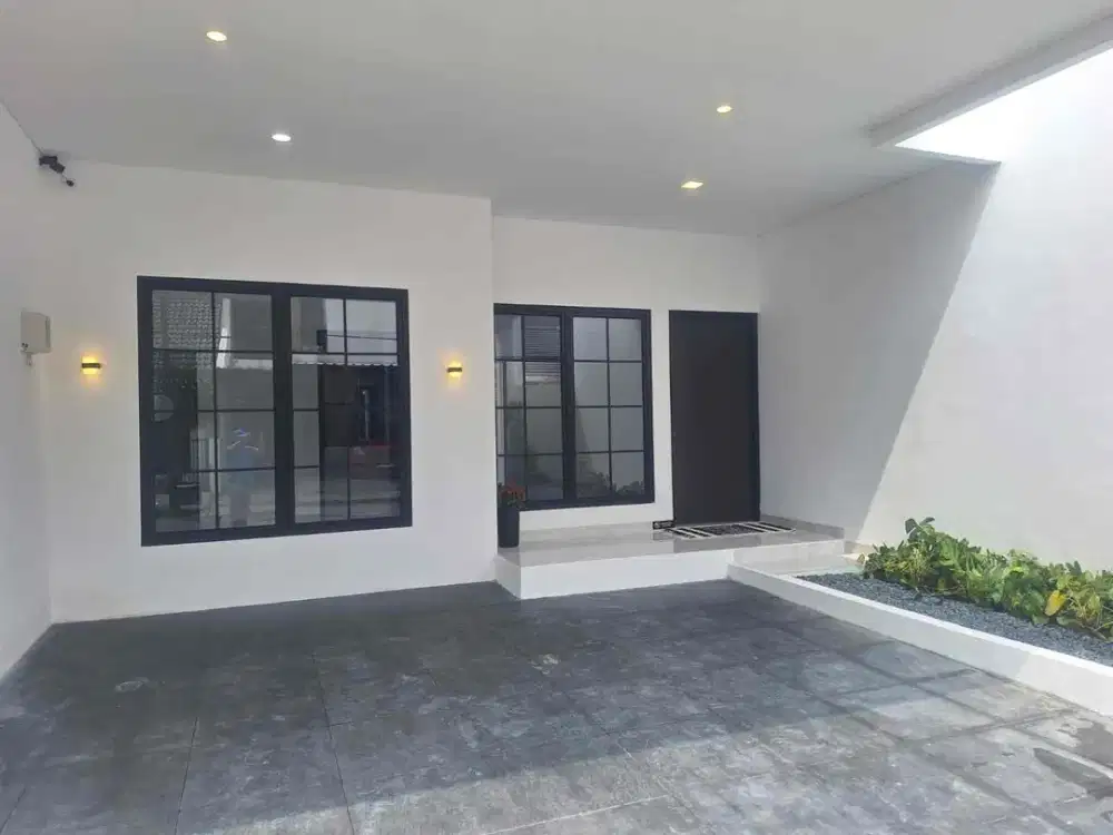Di Jual Rumah Baru Renovasi Semi Furnish Dekat Akses Tol Graha Bintaro