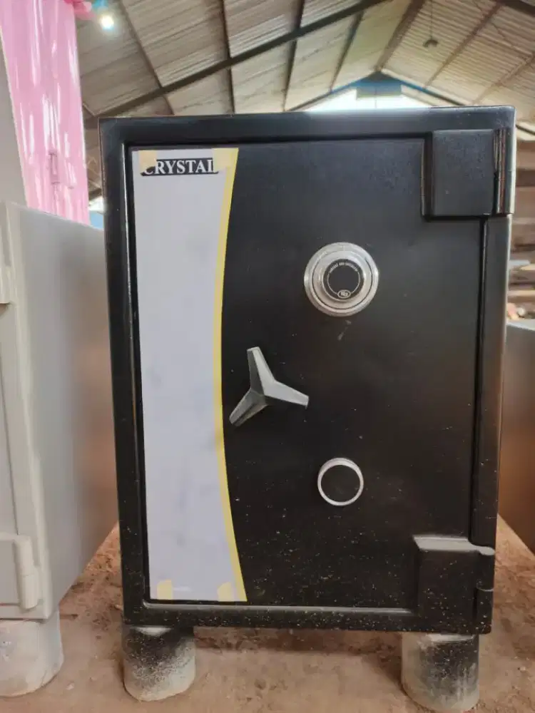 Brankas Murah Besi Crystal 70