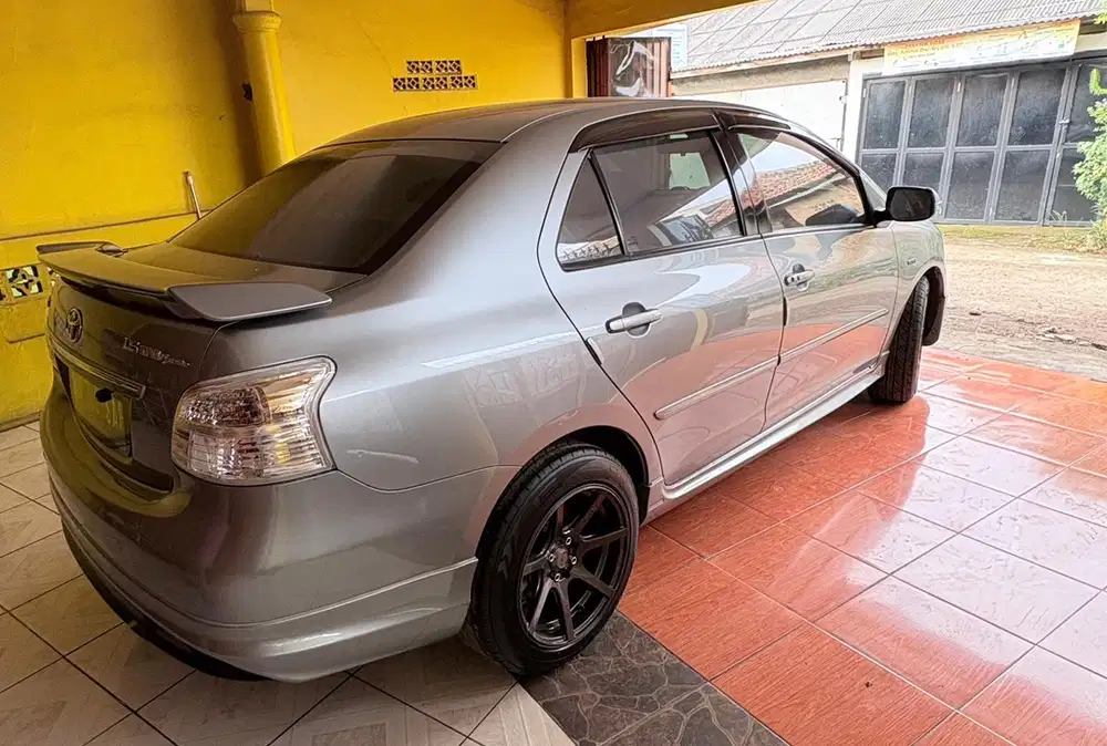 Toyota Vios 2011 Bensin